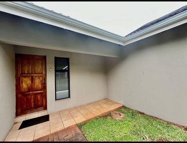 2 BEDROOM PROPERTY TO RENT IN ZINI RIVER ESTATE